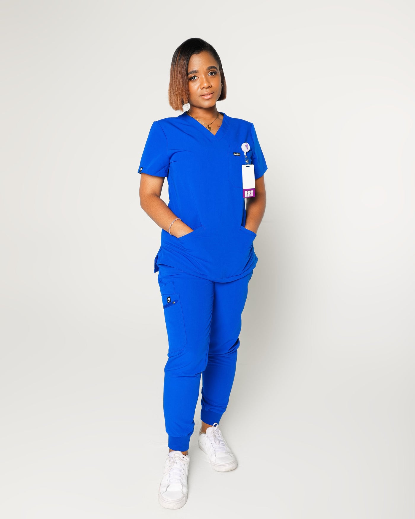 VITAL 5-POCKET SCRUB TOP
